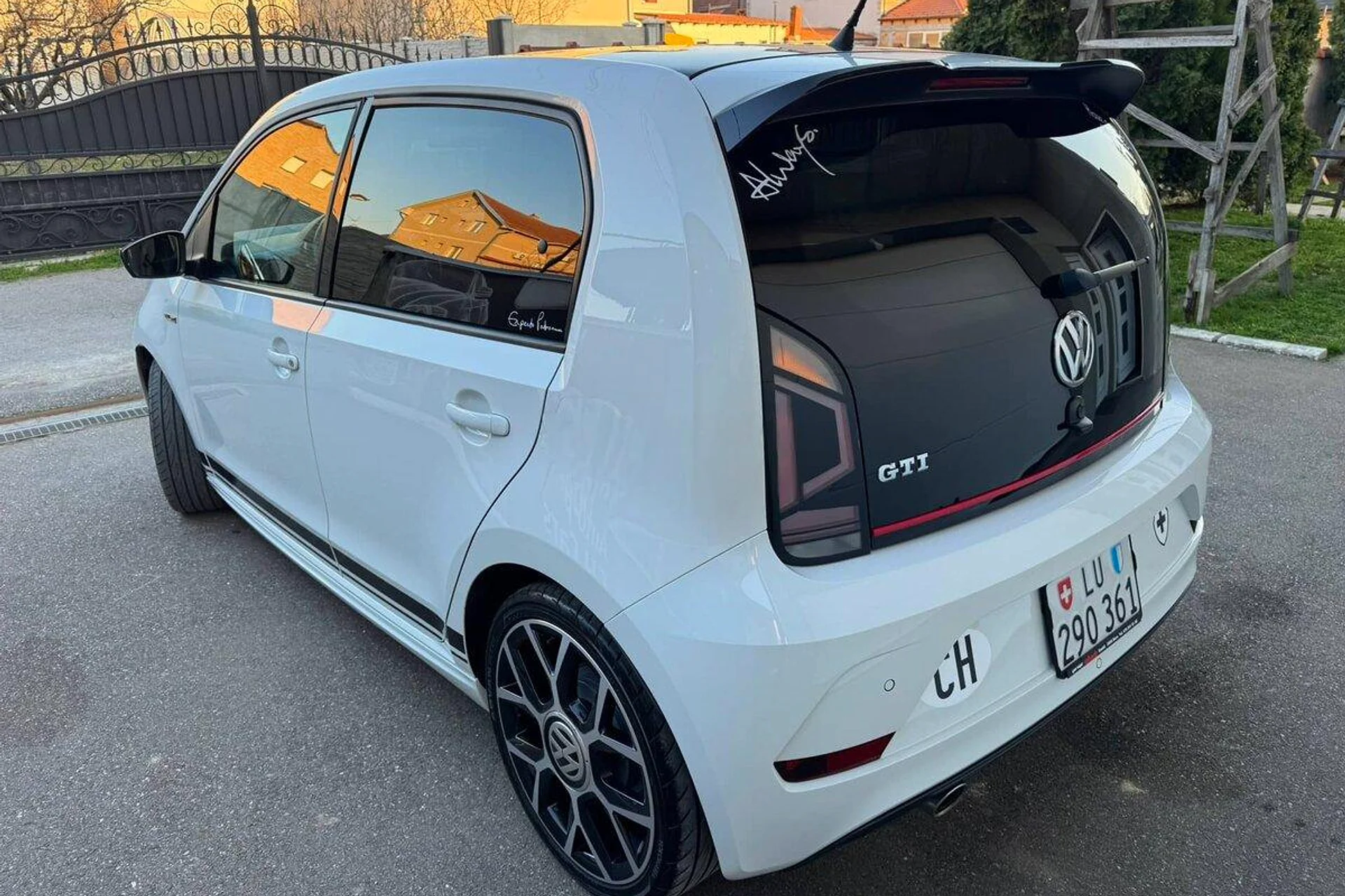 Volkswagen up! 1.0 TSI, 2019 - 5