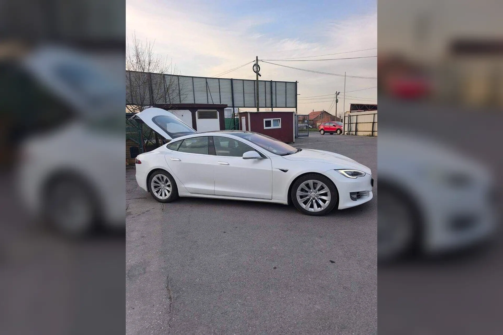 Tesla Model S, 2017 - 4