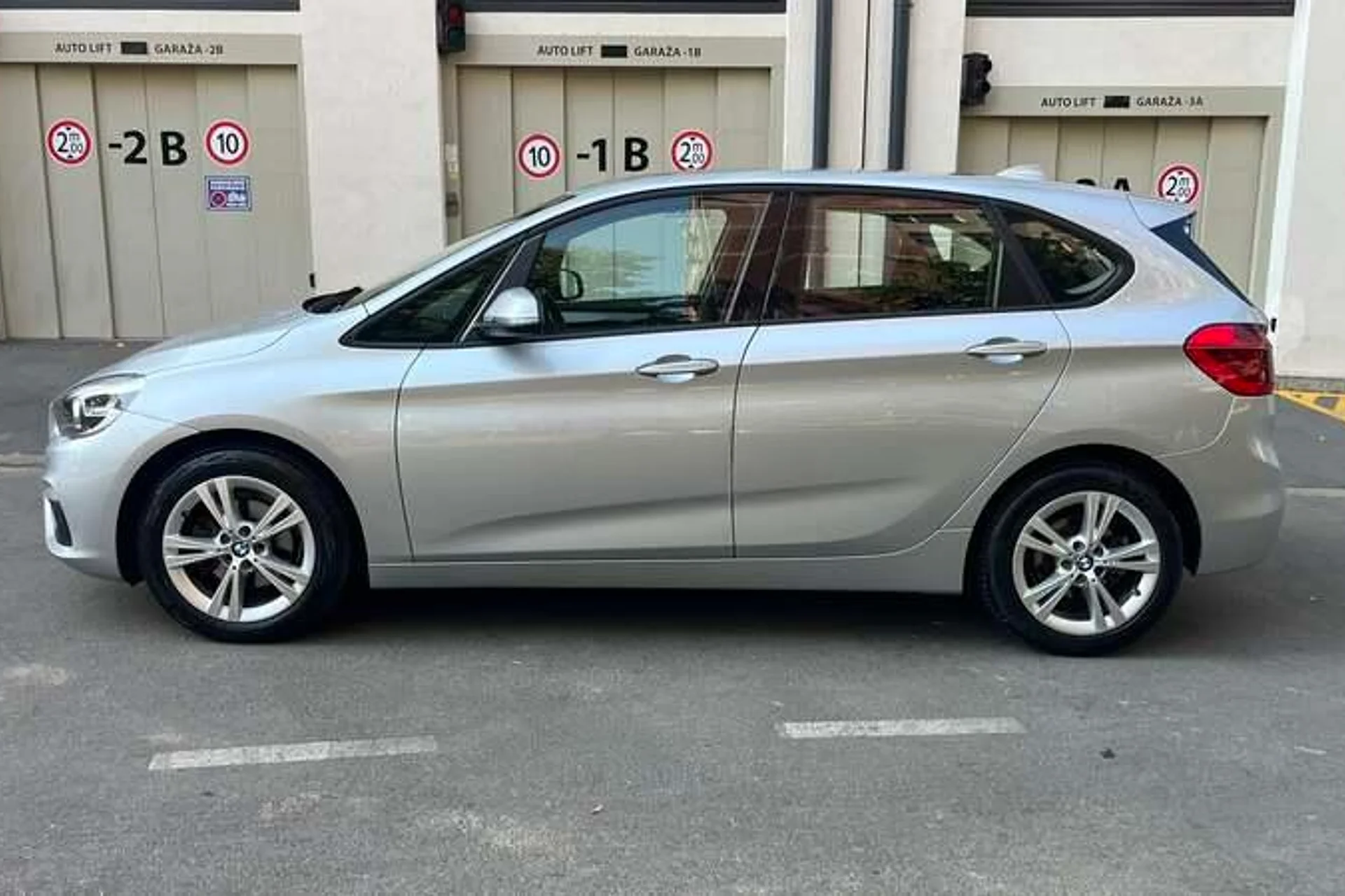 BMW 216 1.5, 2018 - 4