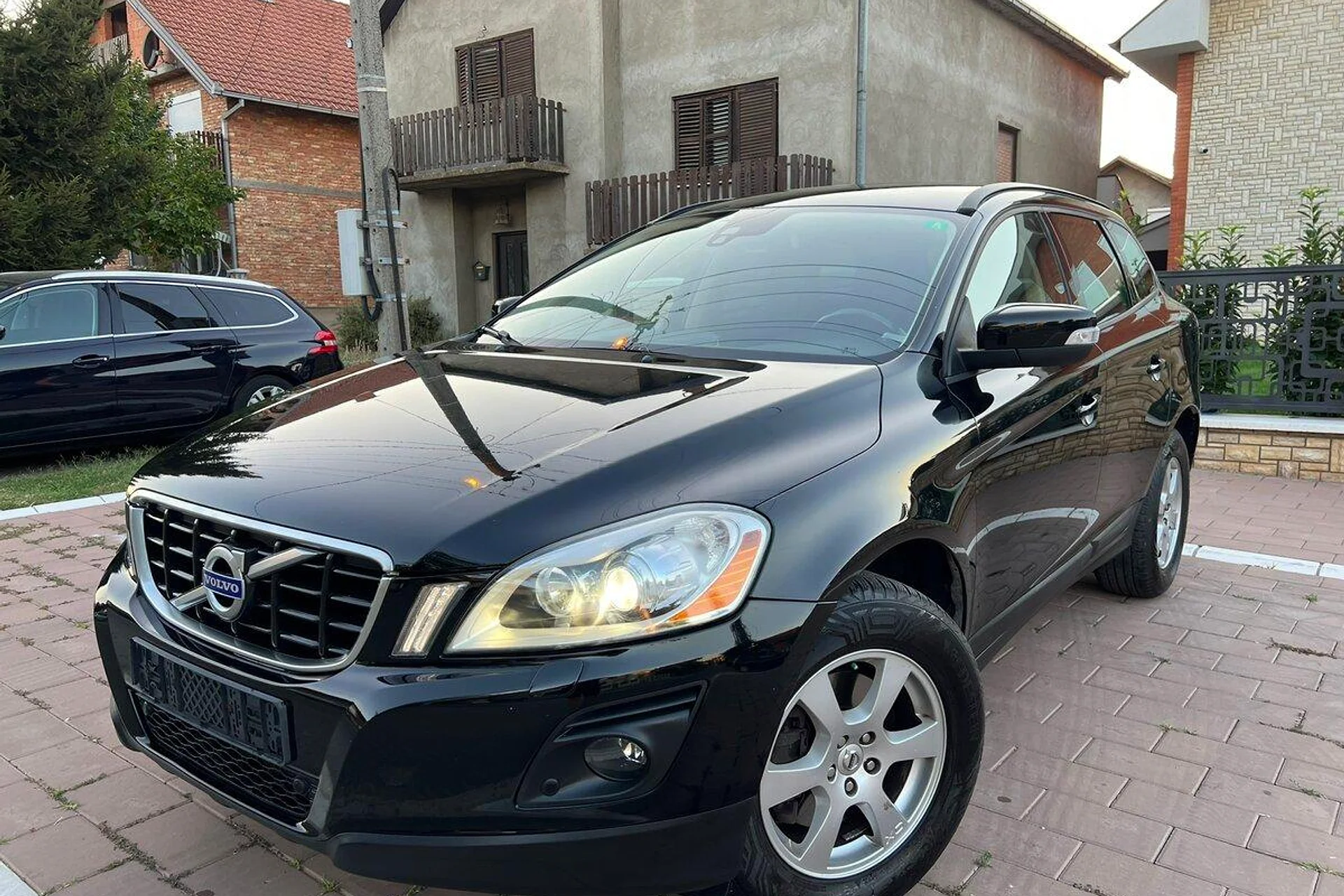 Volvo XC60 2.4, 2010 - 1