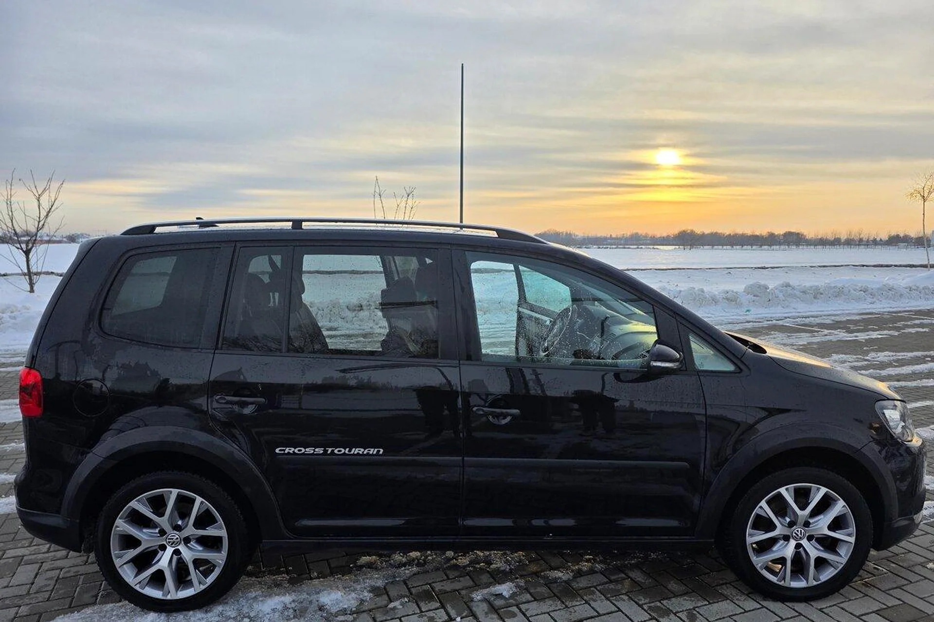 Volkswagen Touran 1.4 TSI, 2014 - 4