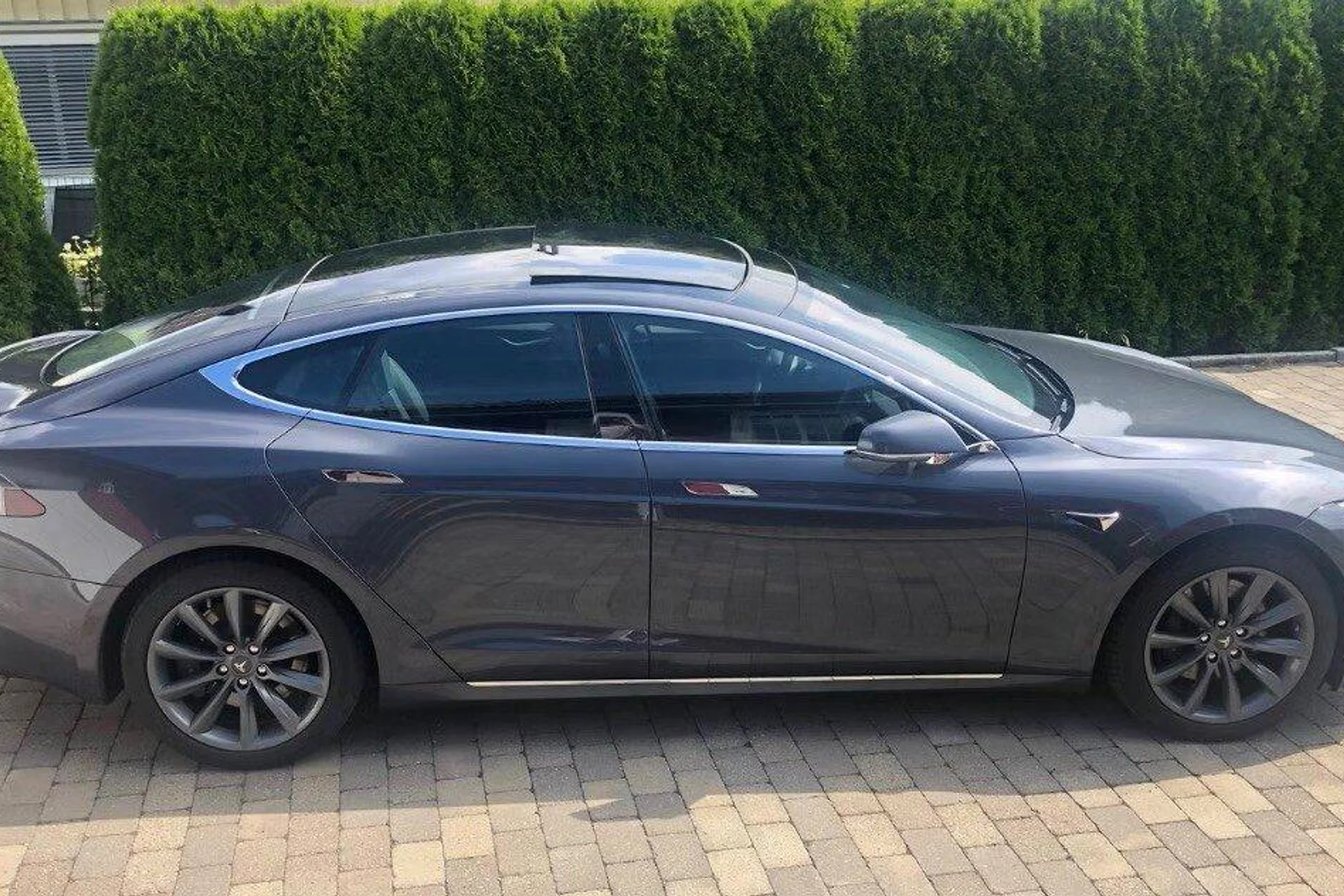 Tesla Model S, 2019 - 2