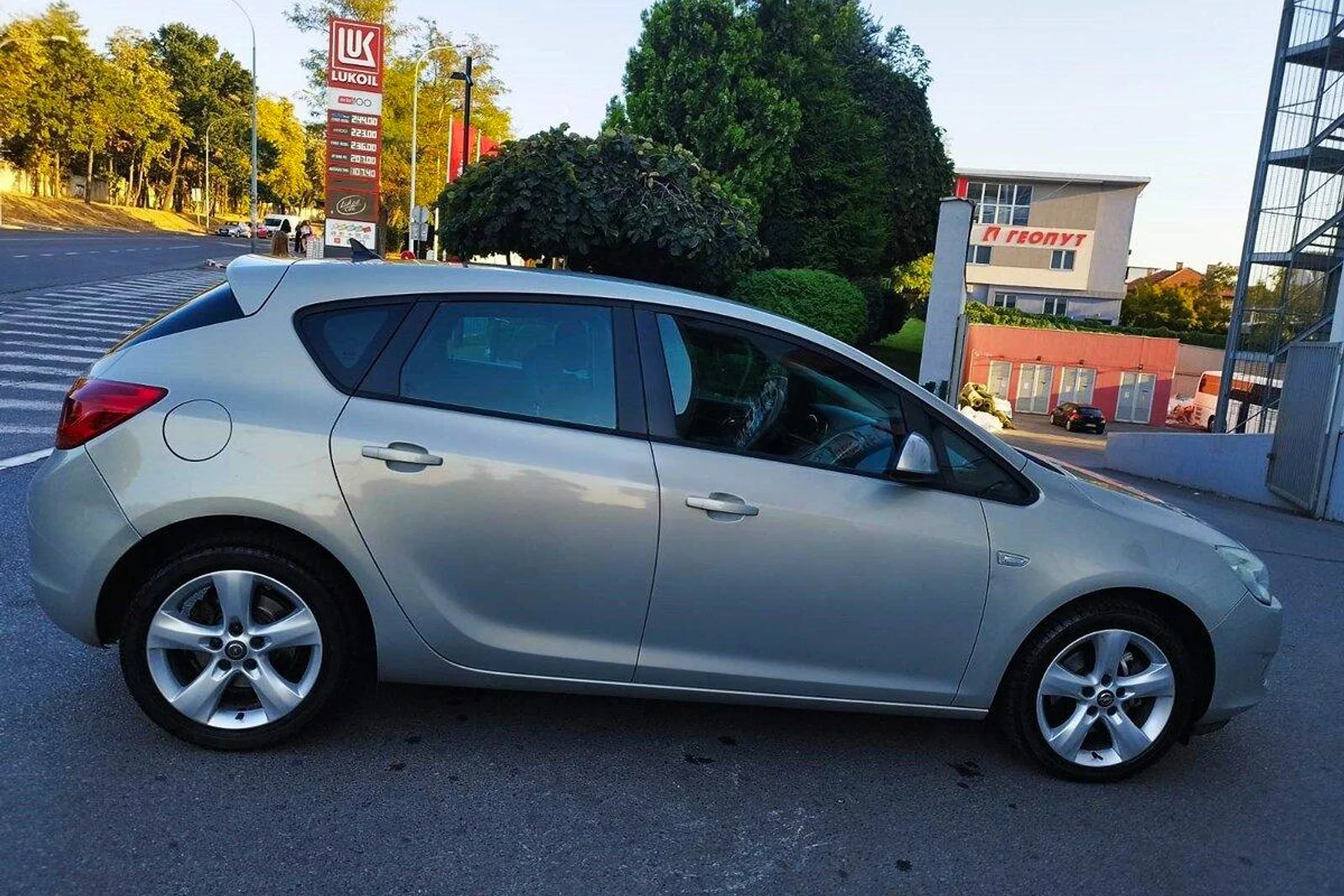 Opel Astra J 1.7 CDTI, 2010 - 5