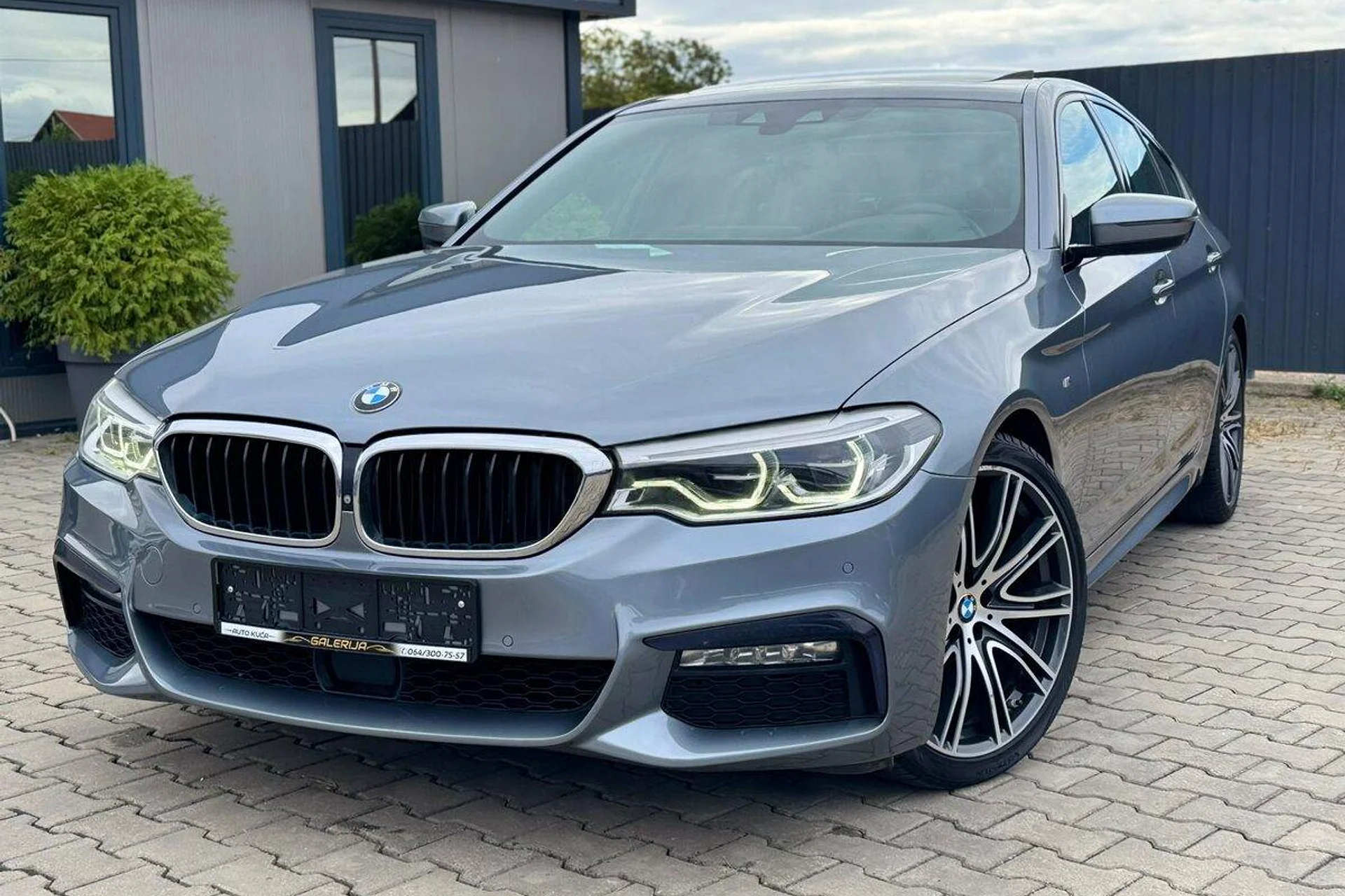 BMW 520 2.0, 2018 - 1