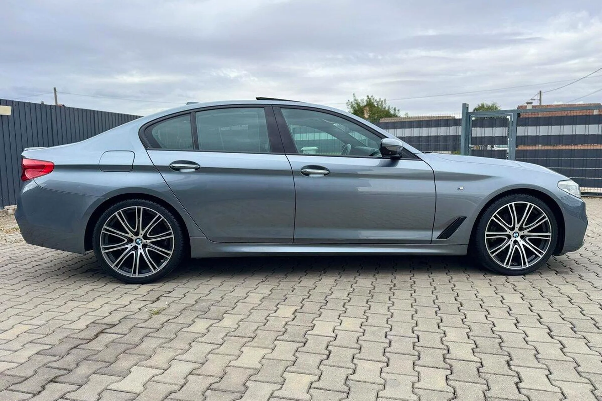 BMW 520 2.0, 2018 - 3