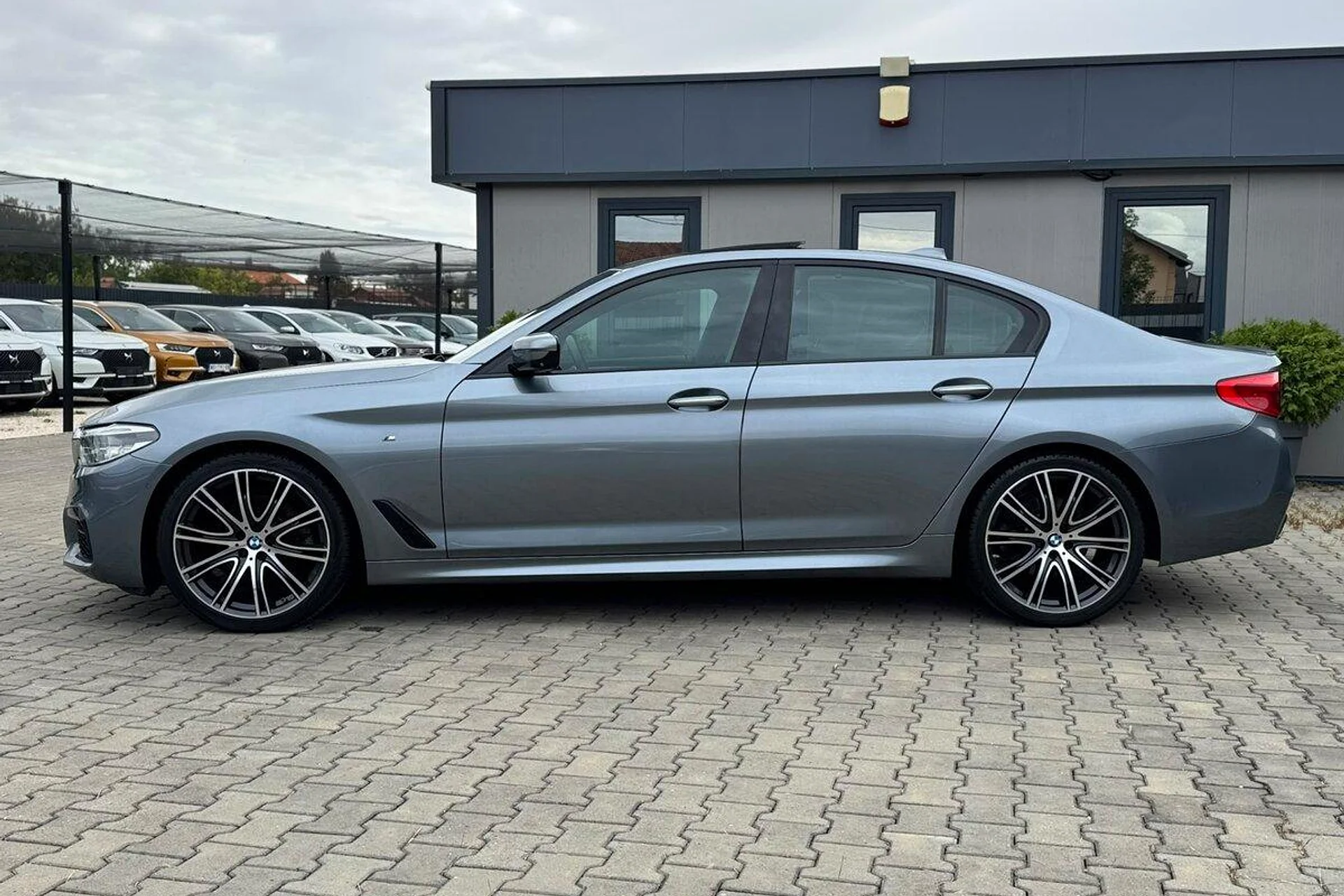 BMW 520 2.0, 2018 - 4