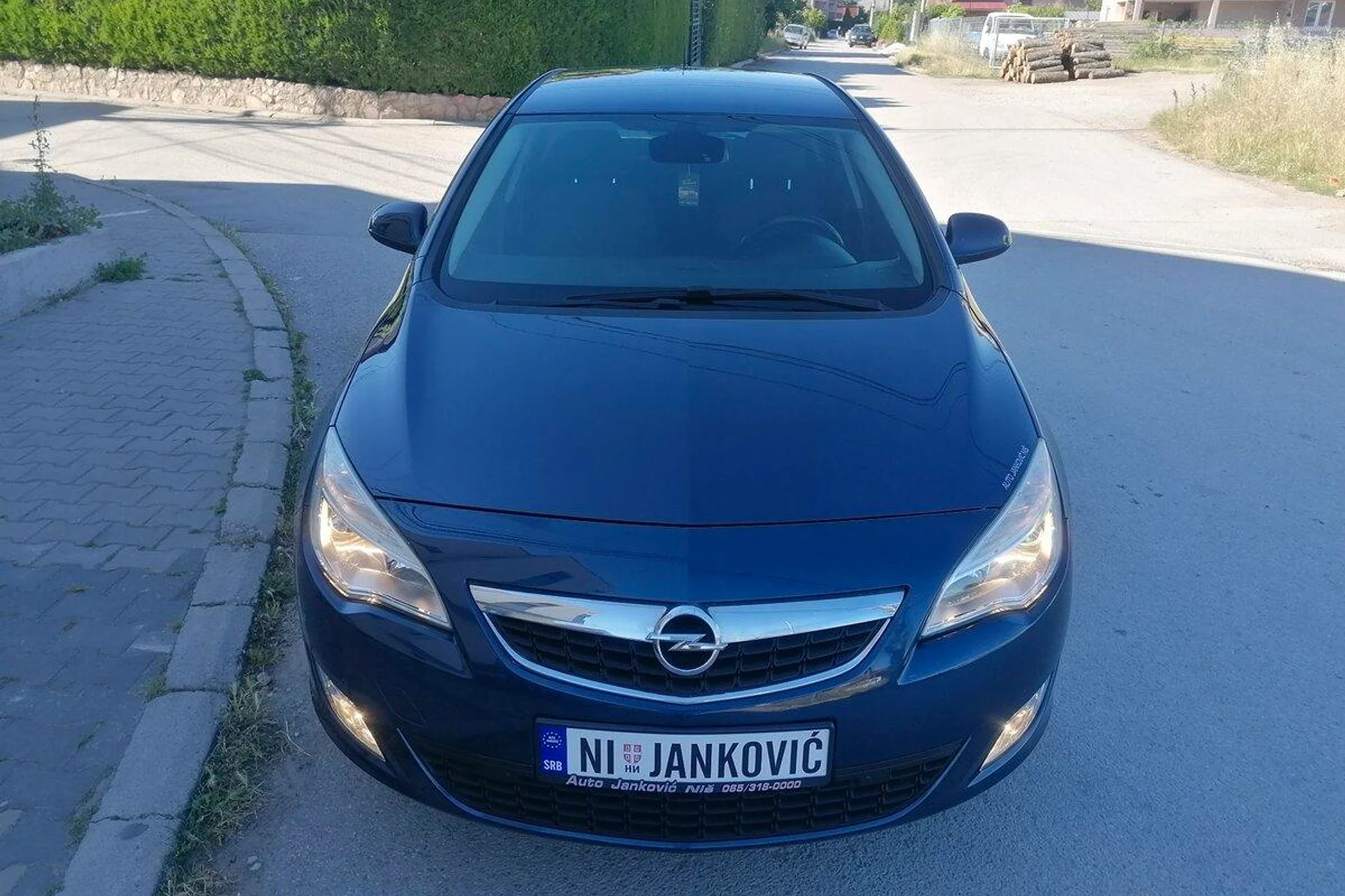 Opel Astra J 1.4, 2010 - 4
