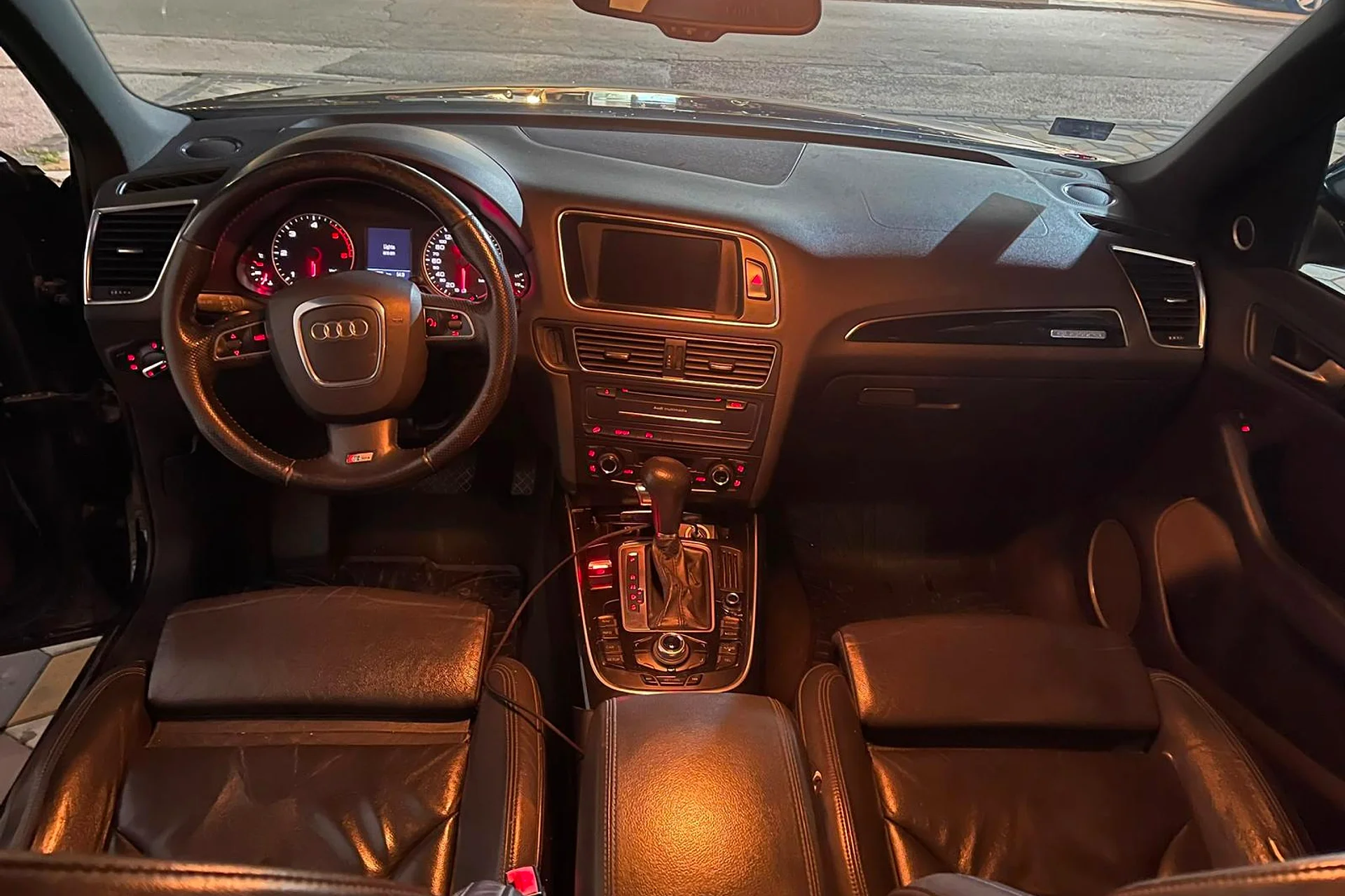 Audi Q5 8R 3.0 TDI, 2008 - 5
