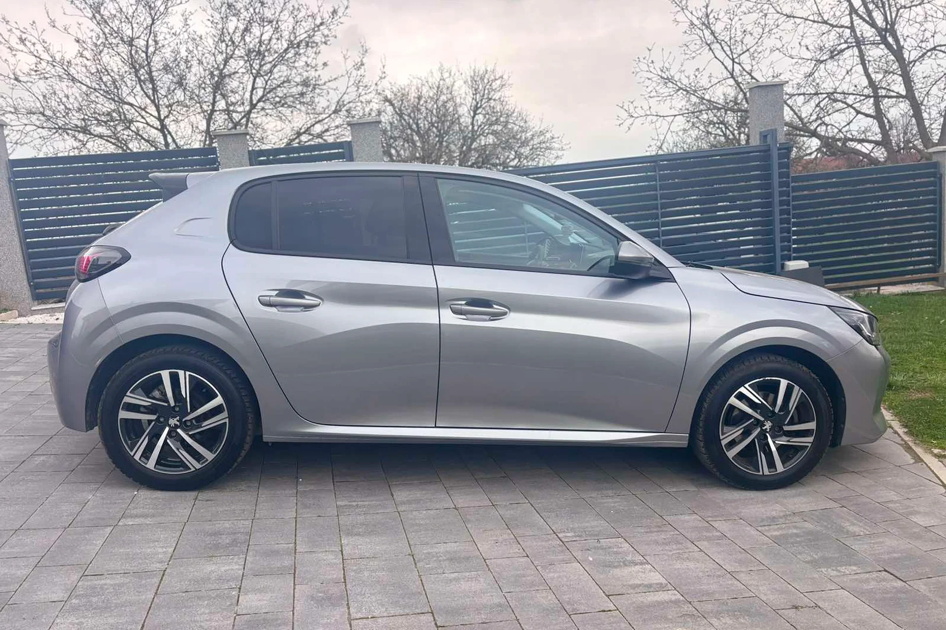 Peugeot 208 1.2, 2021 - 3
