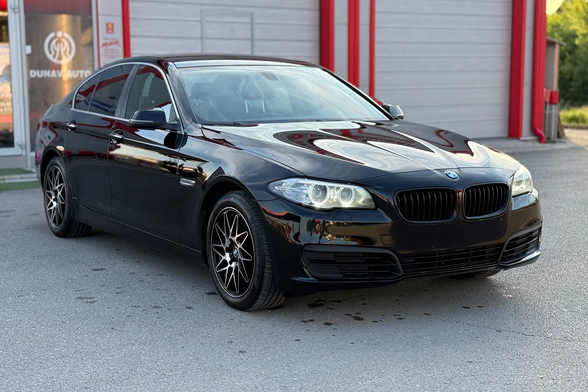 BMW 5 serija F10 520d, 2016 - 1